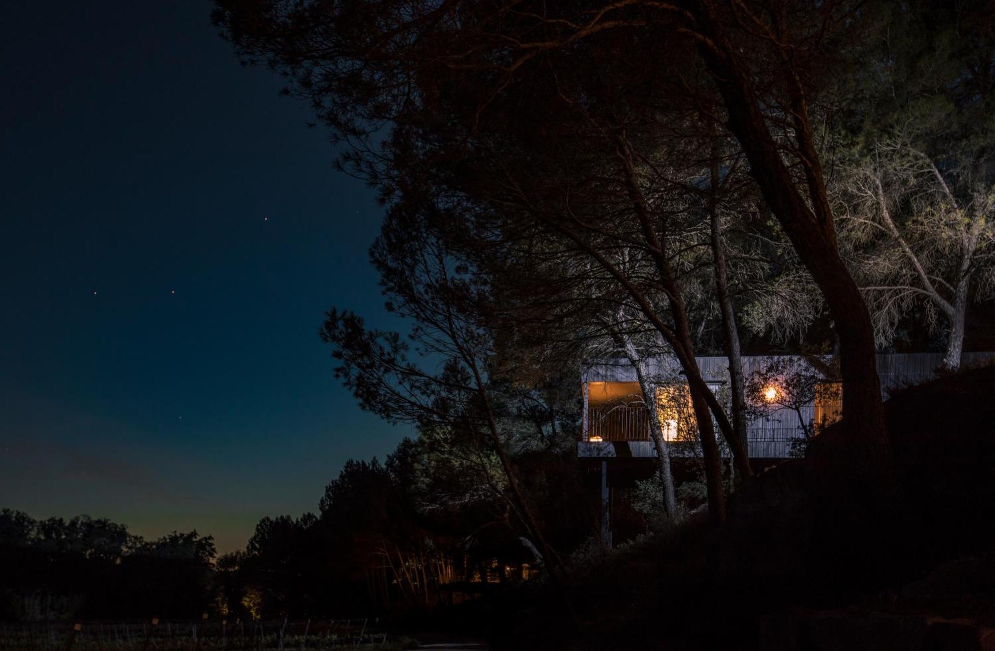 Les Cabanes De L'Oller Del Mas Manresa Buitenkant foto